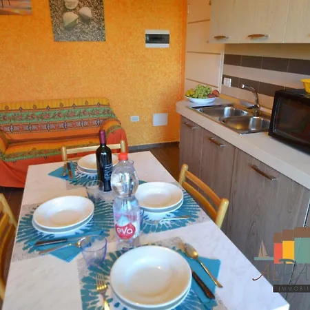 Moro בית נופש רוסולינה מארה